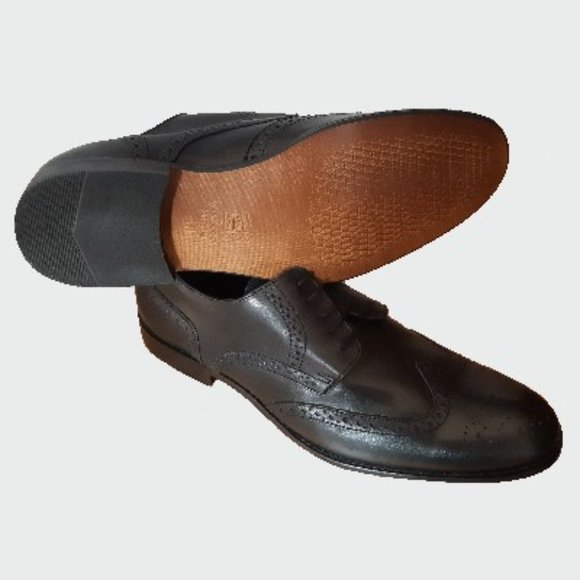 Mens' Black Shoe Size US 10 EUR 43 - Picture 3 of 4